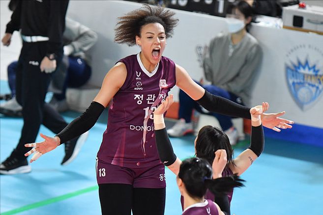 迪乌夫缺席训练_意大利女排迪乌夫照片_意大利女排佩鲁贾闹掰