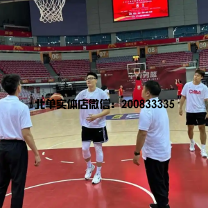 媒体人：徐杰将顶替赵睿出战今晚男篮热身赛，张宁、刘礼嘉缺席