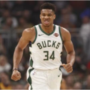NBA常规赛高清直播：雄鹿vs骑士 字母哥强势率队